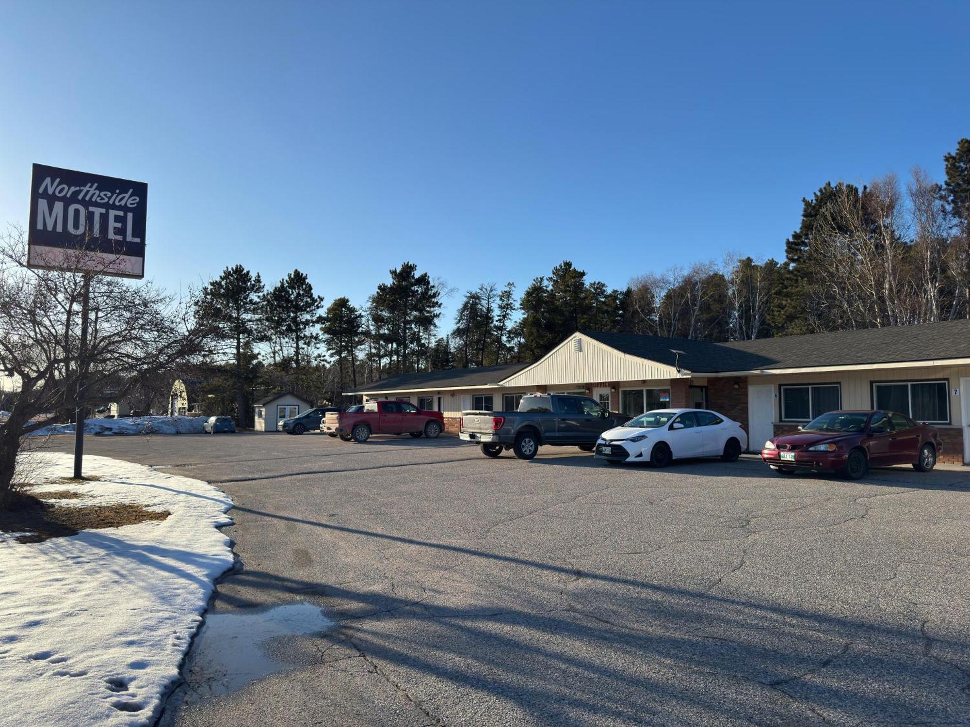 Northside Motel Vermilion Bay Eksteriør bilde