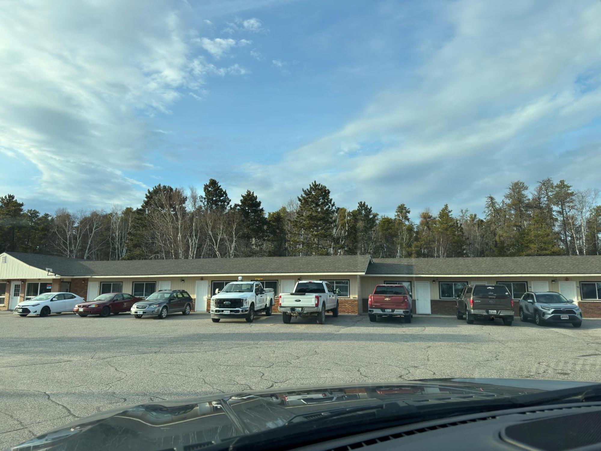 Northside Motel Vermilion Bay Eksteriør bilde
